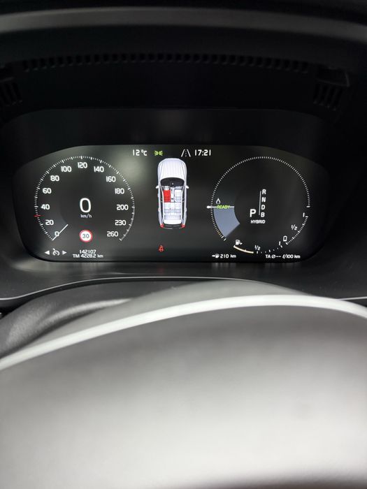 Volvo XC60 T8 Plug-in Hybrid AWD | 2018