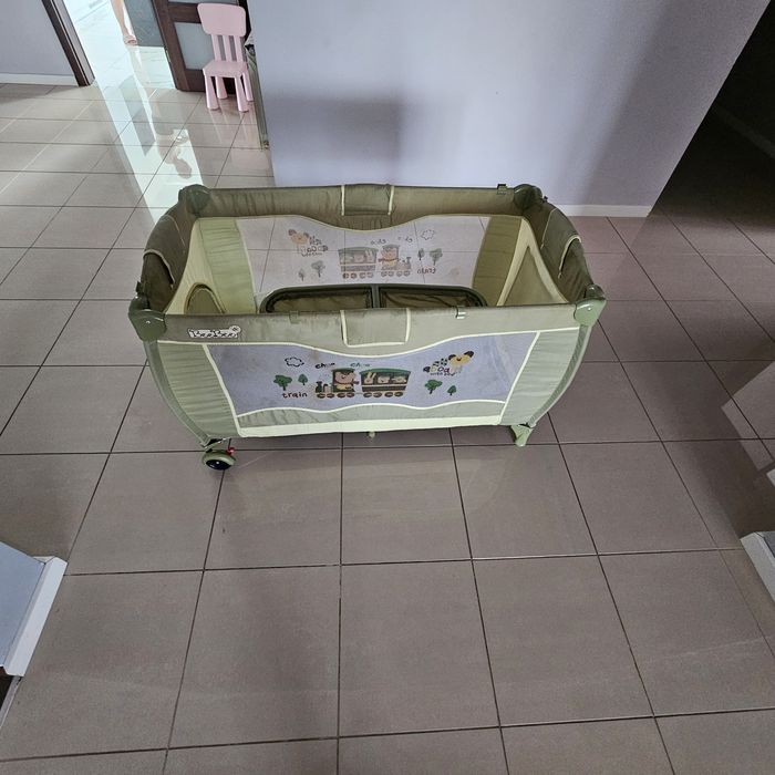 Łóżeczko turystyczne Baby Maxi Zoo 125 cm x 65 cm
