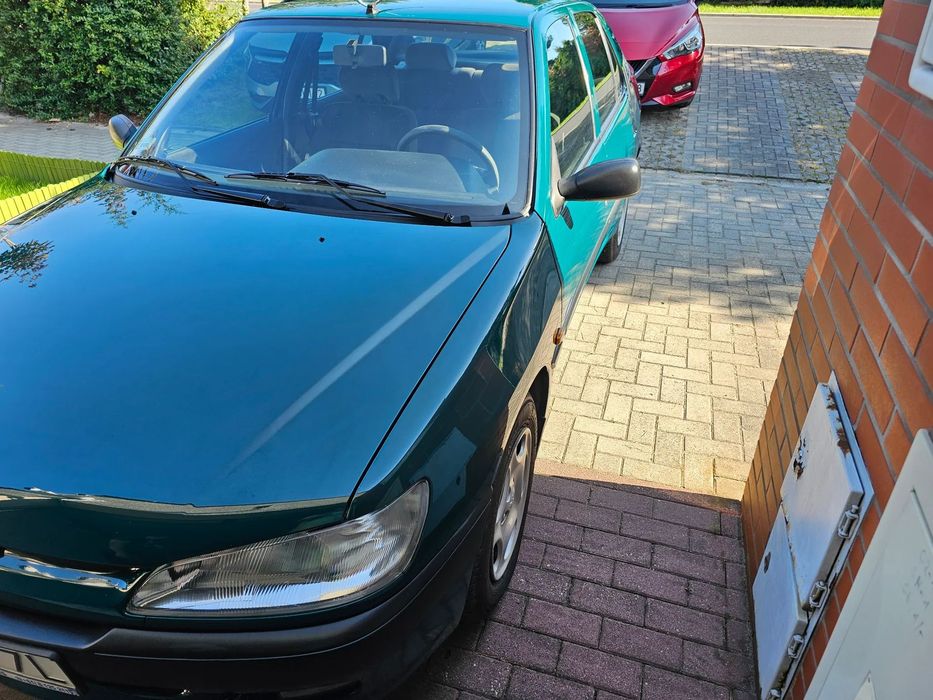 Peugeot 306