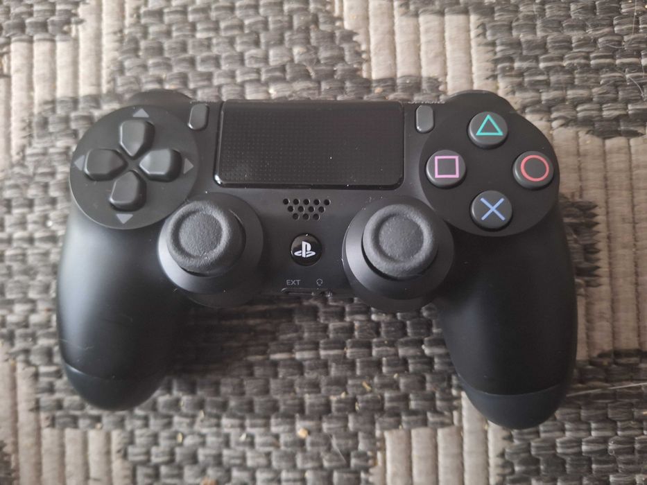 konsola ps4 pro 1 tb