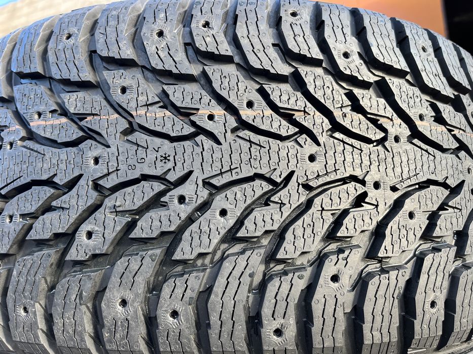 285/45 r21 Nokian Hakkapeliitta 9 SUV Резина зимняя НОВАЯ