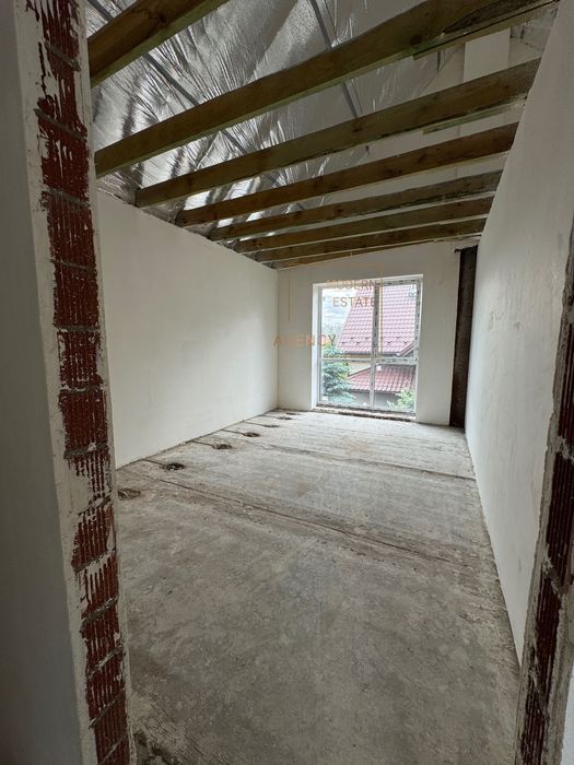 Таунхаус з укриттям Буча, ЦЕНТР |165 м²| Камін, генератор