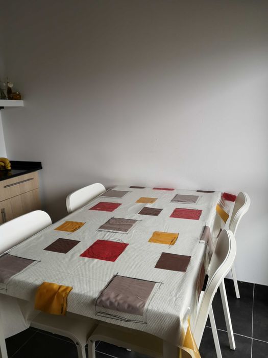 Quarto para estudantes com casa de banho privada - Solum, próximo do Alma Shopping, ESEC