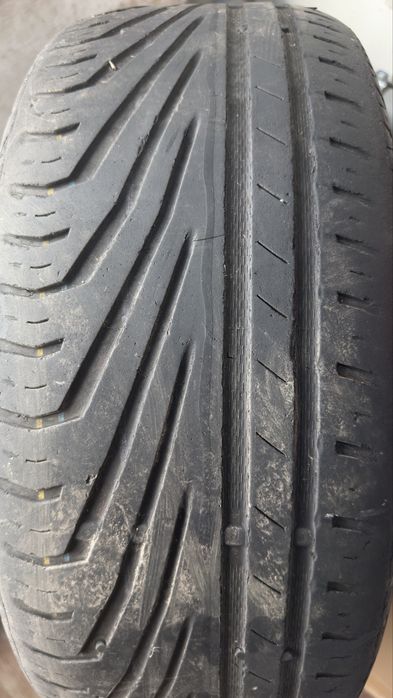 Автомобільні шини Uniroyal RainSport 3 215/55 R17