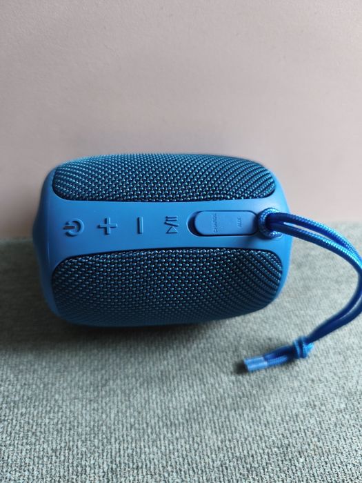 NOWY przenośny głośnik Creative MUVO Play