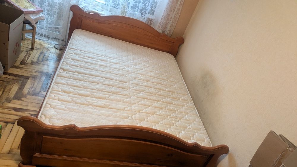 Ліжко двоспальне