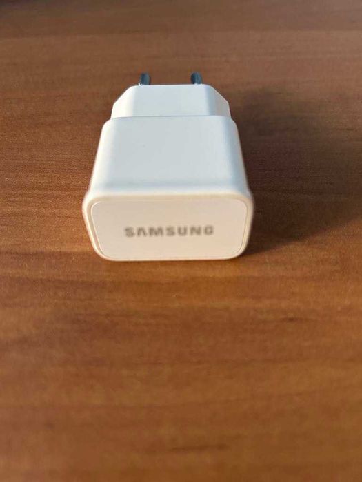 oryginalna ładowarka do telefonu SAMSUNG plus "gratisy"