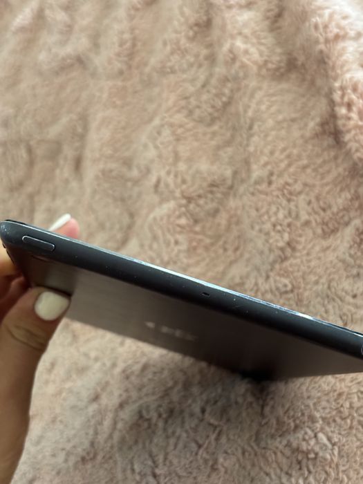 Продам ipad mini 1