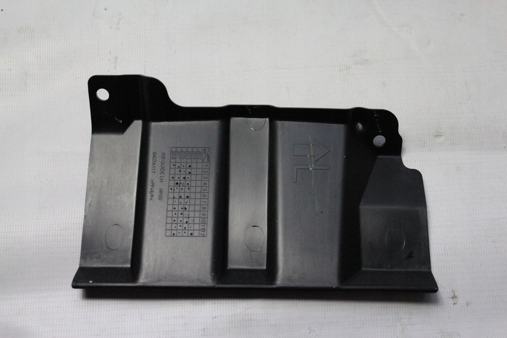 panel wlotu powietrza 6407a117 triton l200