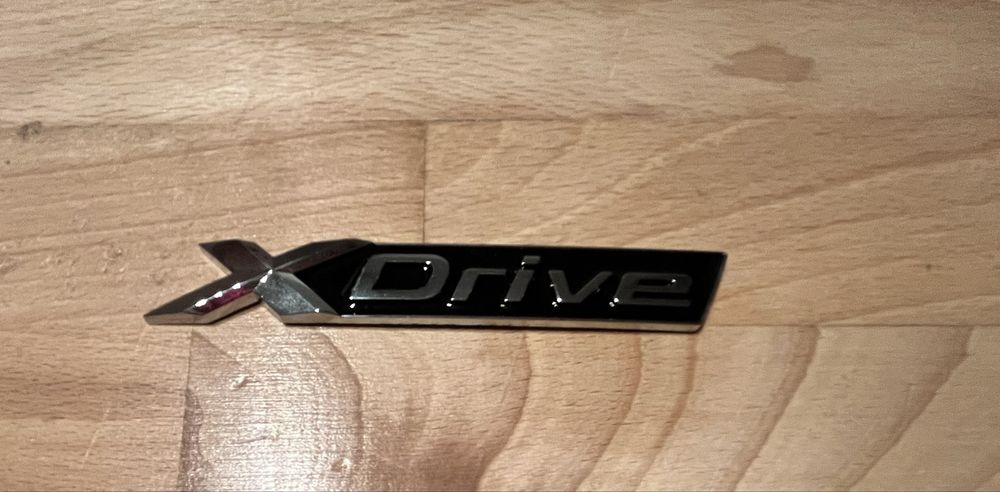 Emblemat BMW x5 logo Mpakiet