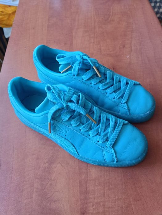 кросівки Puma 37,5