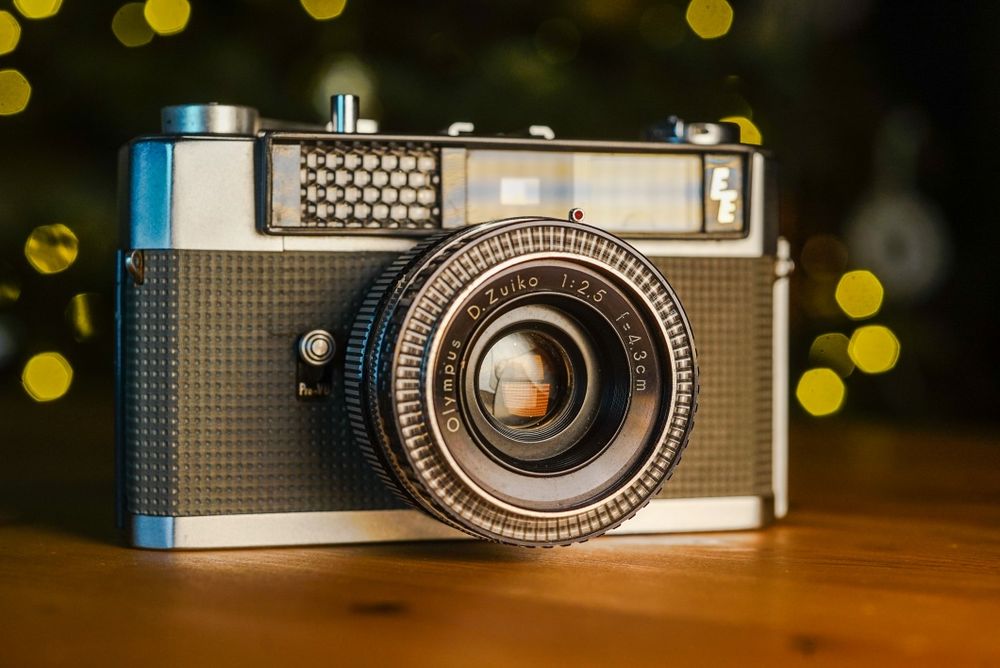Aparat analogowy dalmierz olympus ee rzadki  zuiko 43mm 2.5