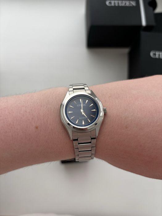 Годинник Citizen FE2110-81L