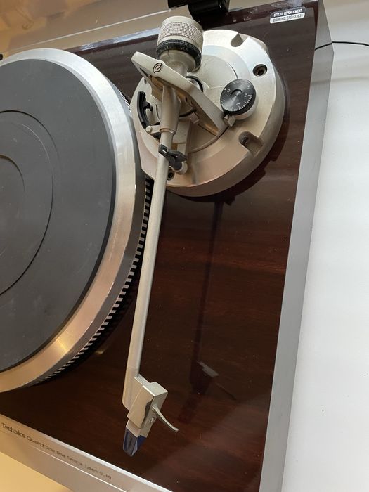 Gramofon Technics SL-M1