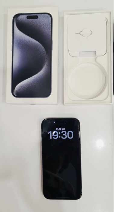 iPhone 15 Pro 128GB Blue Titanium – bardzo dobry stan + 5 etui