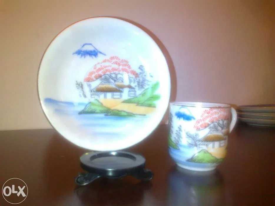 PAK de 8 chavenas japonesas todas diferentes- japonesa no fundo