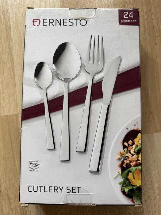 Nowe sztućce komplet ze stali nierdzewnej, 24 elementy. Ernesto,