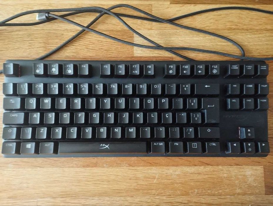 HyperX Alloy Origins Core  Teclado mecânico interruptores Vermelhos PT