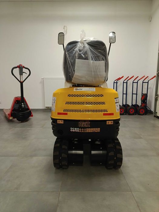 Koparka Minikoparka gąsienicowa 8,6 KM 2 sekcyjna pompa benzyna 306 cm