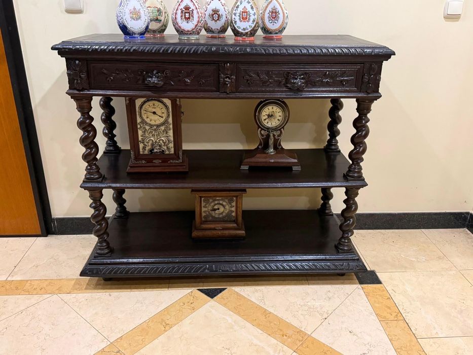 Mesa/ Consola com colunas salomónicas