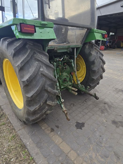 Ciągnik roniczy John Deere2140 z turem