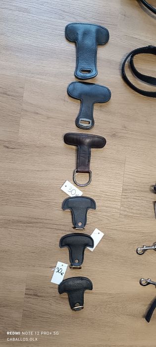 Sprzęt jeździecki, rączka do siodła, wodze, motylek do podogonie Daisy