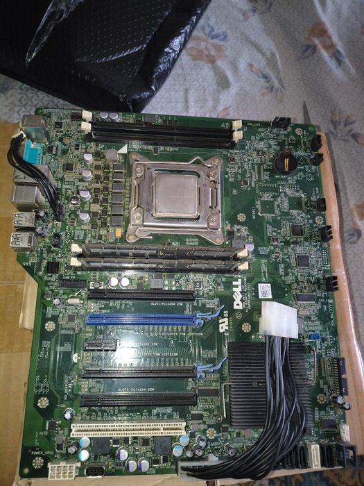 Dell T3600 PTTT9 + 16gb DDR3 + Intel Xeon 2660 v1