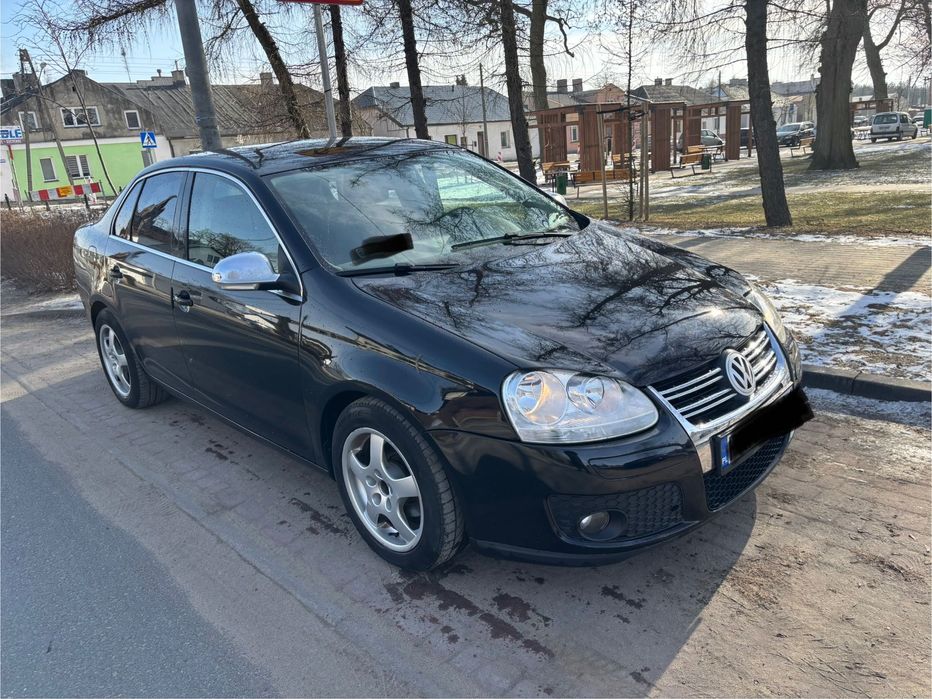 Volkswagen Jetta 1.6 z gazem