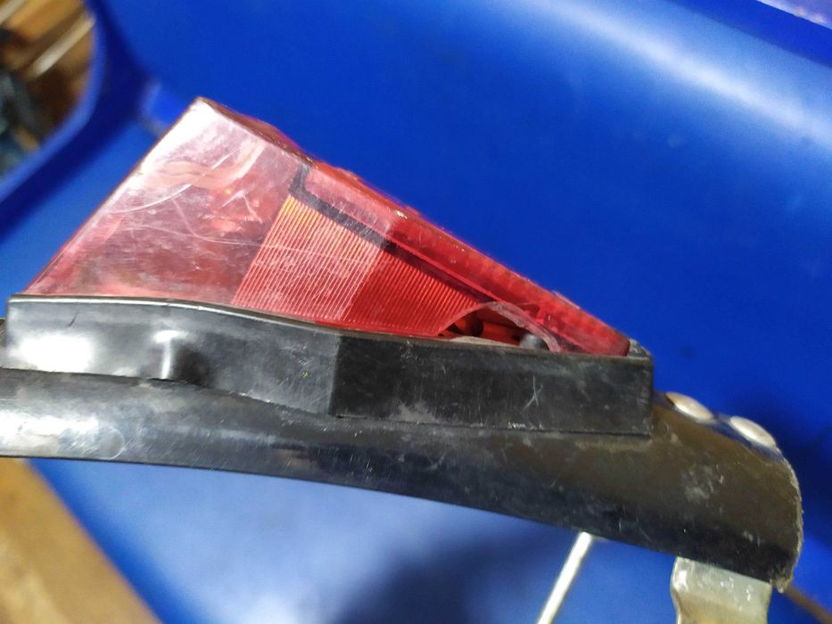 Крыло светлое-пластиковое 28й диаметр