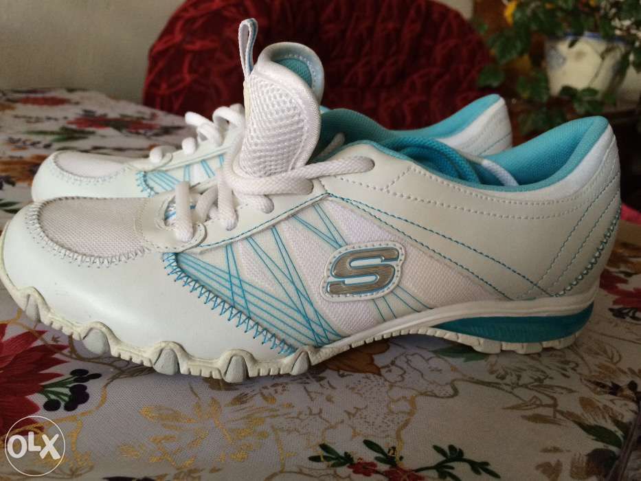Нові кросівки Skechers girls 36 р. ( США)