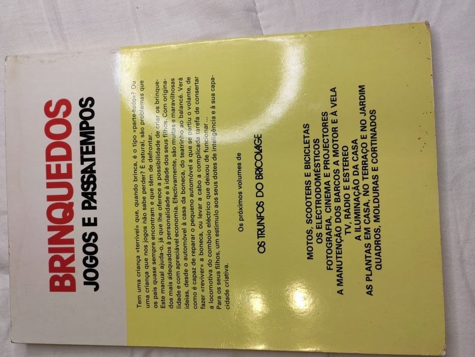 Livro de jogos e passatempos