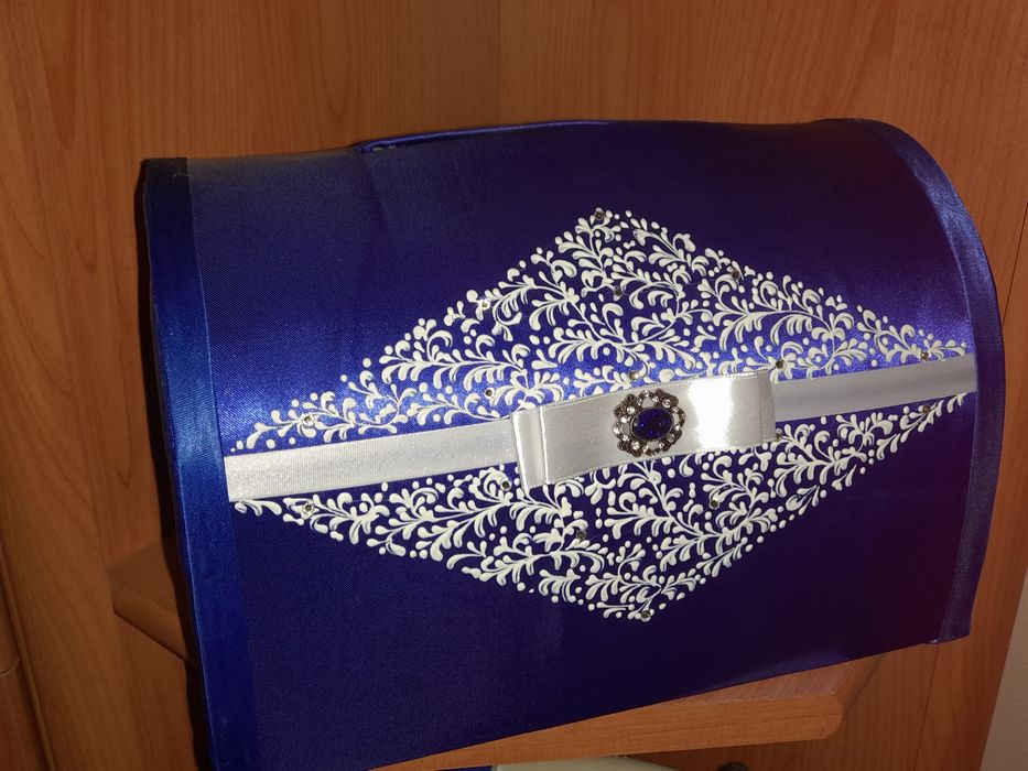 Весільна скринька для грошей