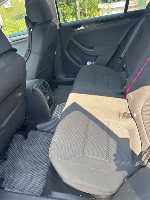 Volkswagen Jetta 6 для військових