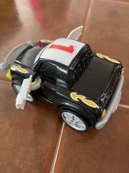 Carrinho de brincar da Chicco, com velocidade, a pilhas