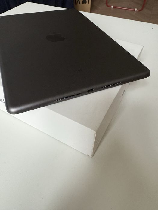 iPad 9 gen – 64 GB Wi-Fi – stan idealny