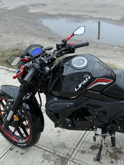 Продам lifan sr220