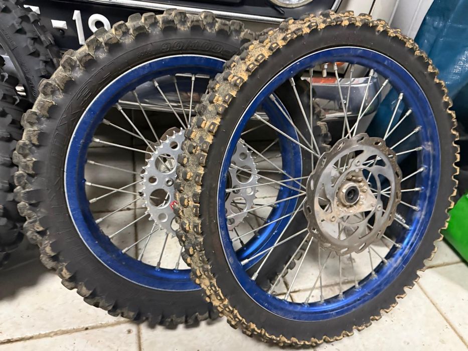 Rodas de YZ85 e uma oferta
