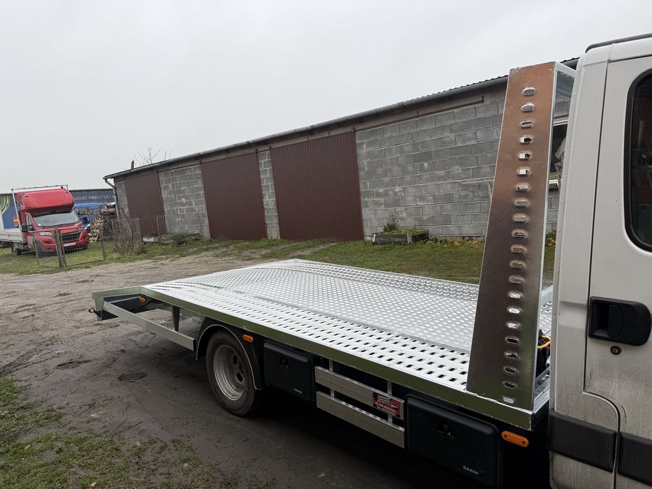 Iveco Daily Sprinter Master Ducato zabudowa autolaweta najazd laweta