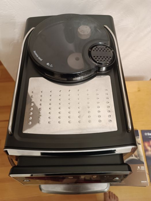 Кавоварка Saeco Xelsis sm 7580