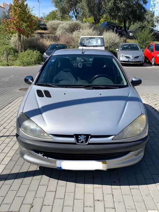 Peugeot 206 1.4 a andar ler anúncio