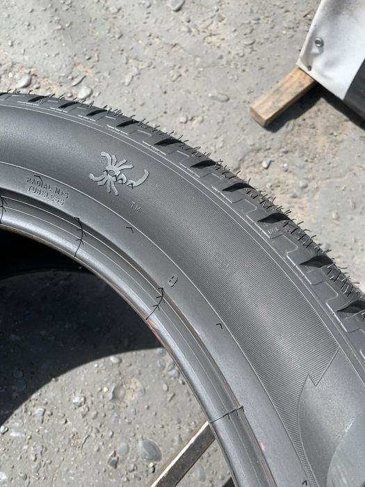 Шини нові 285/45 R22 пара Pirelli зима нові
