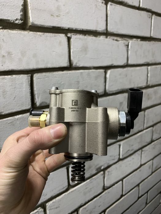 Насос ТНВД VW 1.6 fsi, blf НОВЫЙ