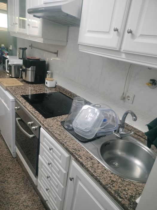 Aluga se dois quartos perto da universidade do Minho em Guimarães