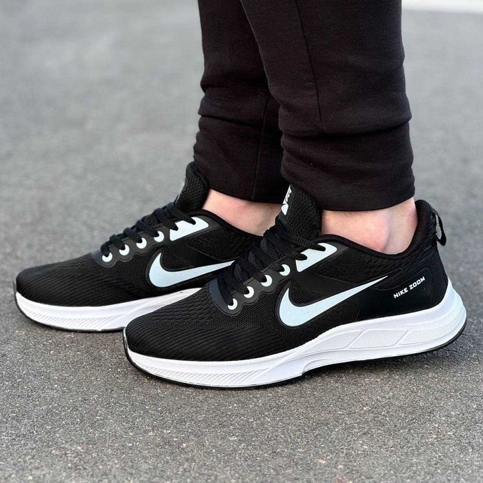 Кросівки чоловічі Nike Zoom чорно білі  сітка- текстиль