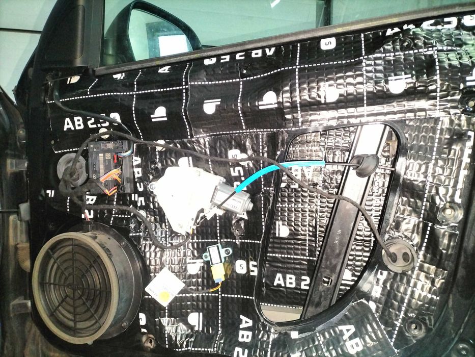 Wyciszenie, wygłuszenie samochodu.