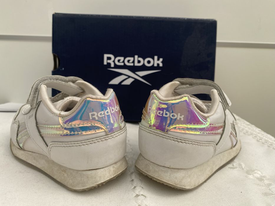Tenis Reebok Perola e Puma Glitter menina 23
