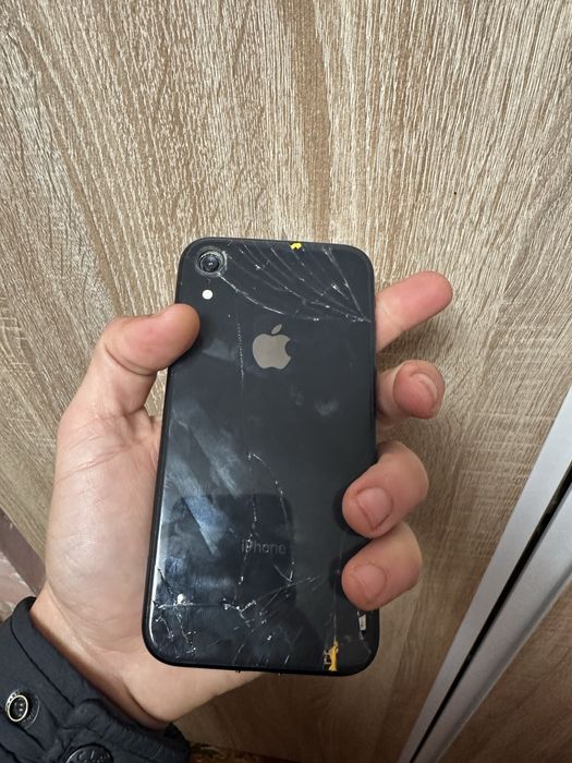 Iphone xr 64 на запчастини
