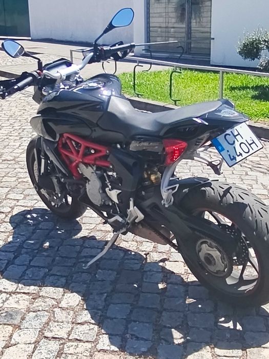 Moto MV Augusta 800