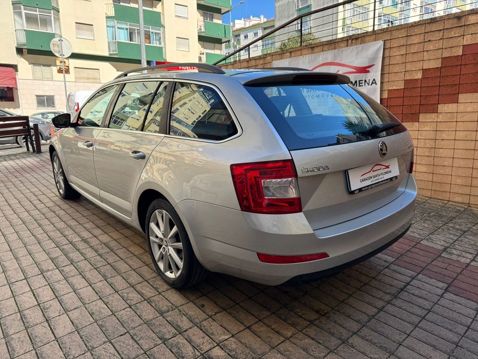 Skoda Octavia Break 1.6 TDi - Nacional - 18 Meses de Garantia