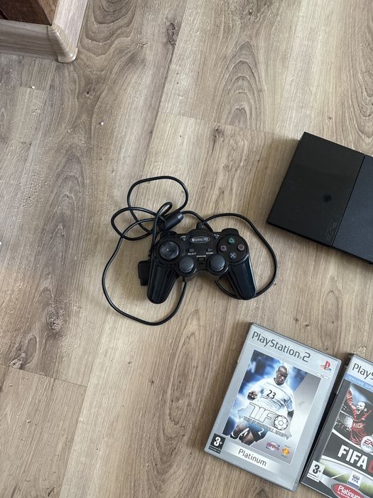 Sony PlayStation 2 Ps 2 Super Slim konsola plus pad plus 3 gry